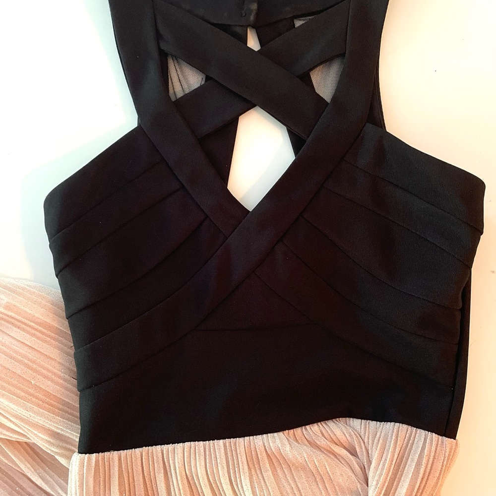 Special Occasion Dress - Picture 2 of 3